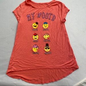 Harper and Elliot coral graphic #ootd short sleeve t-shirt